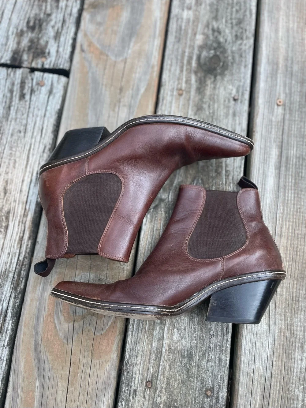 Donald Pliner leather pointed toe ankle boots